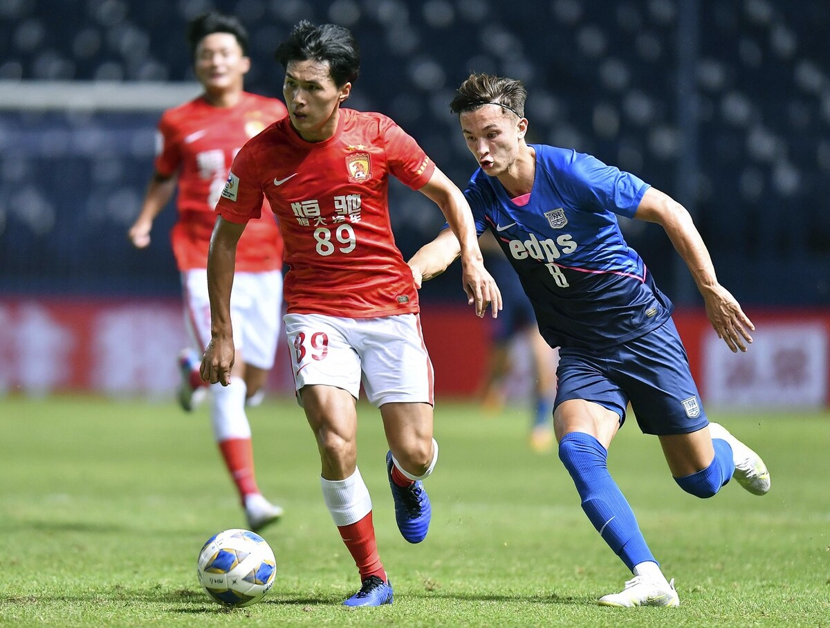 包含利物浦士气爆棚，温网首回合遇上广州队，目标明确直指晋级的词条